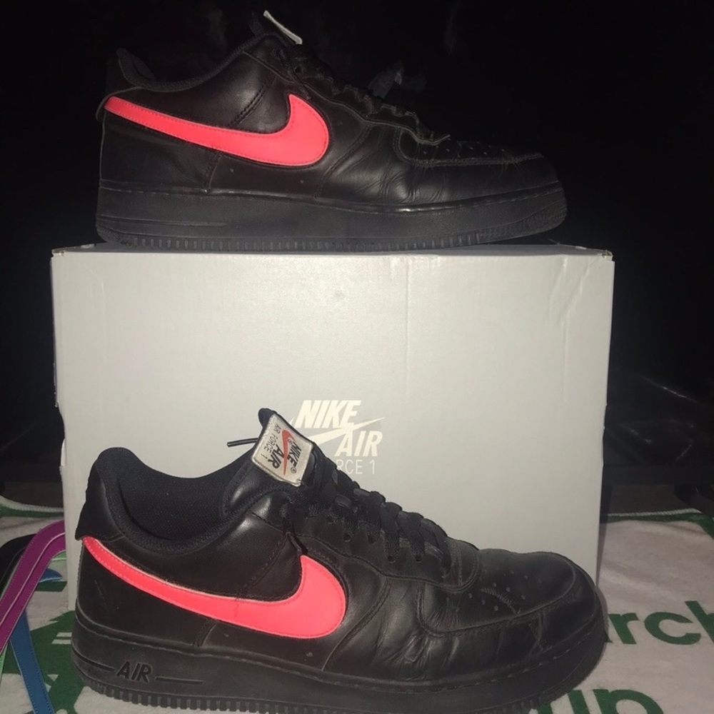 Air Force 1 Black Swoosh Pack